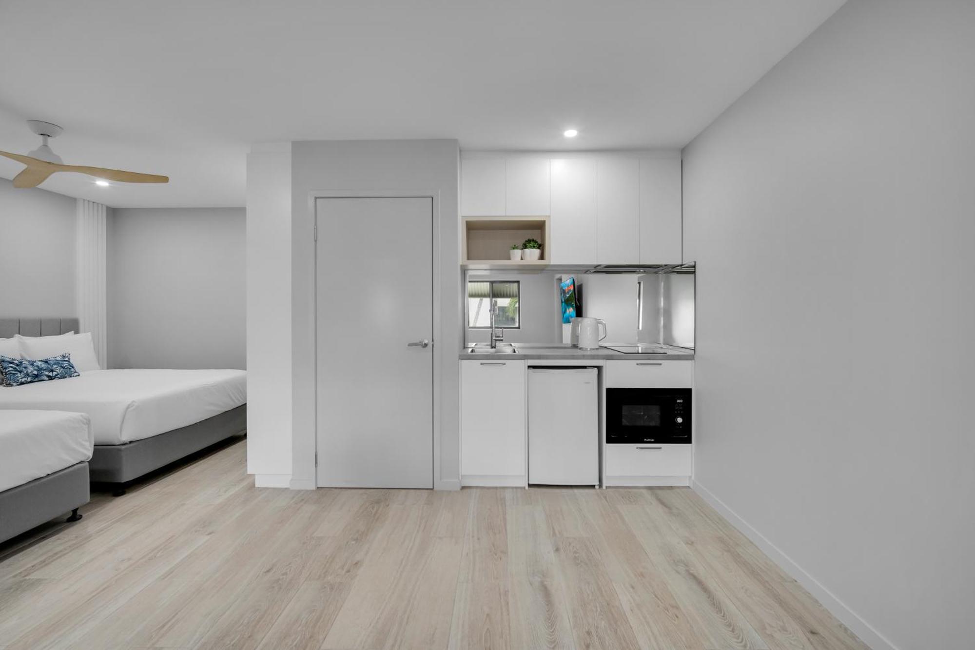 Belmoral Corporate Suites (Adults Only) Townsville Extérieur photo
